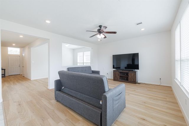 28523 Willow Orchard Lane, Katy, TX 77494