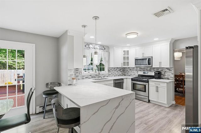 491 Rivervale Avenue, Norwood, NJ 07648