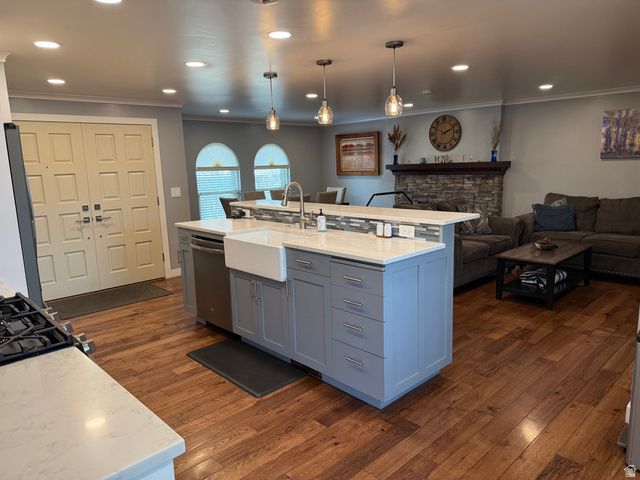 362 E 9150 S, Sandy, UT 84070