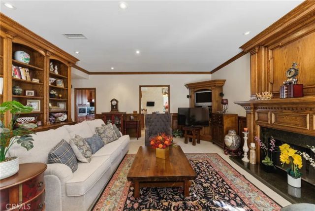 29628 Woodbrook, Agoura Hills, CA 91301
