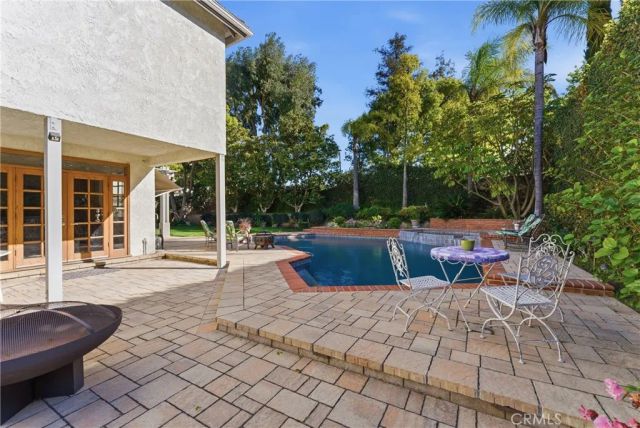 29628 Woodbrook, Agoura Hills, CA 91301