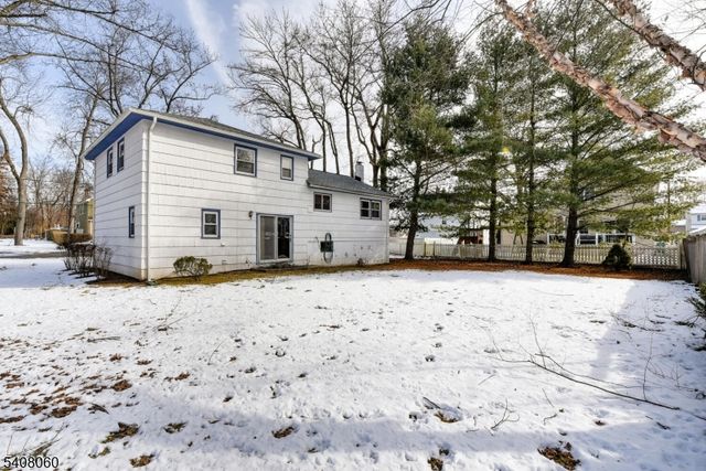 4 Herbert Pl, West Caldwell Twp., NJ 07006