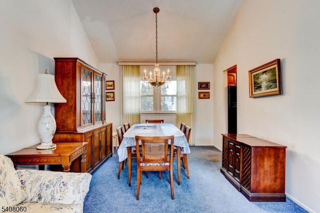 4 Herbert Pl, West Caldwell Twp., NJ 07006