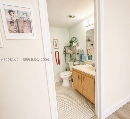 14575 Bonaire Blvd 204, Delray Beach, FL 33446