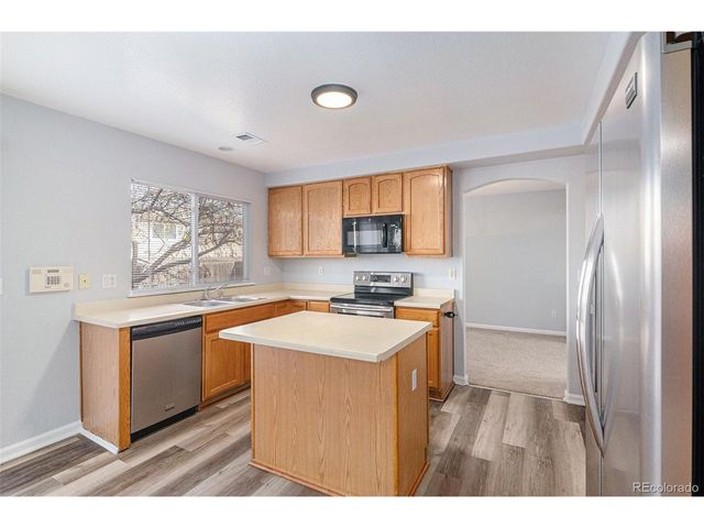 20715 E 39th Ave, Denver, CO 80249