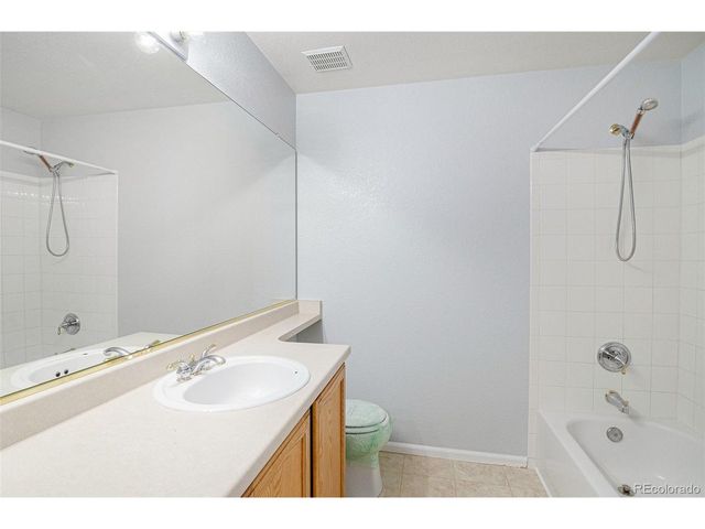 20715 E 39th Ave, Denver, CO 80249