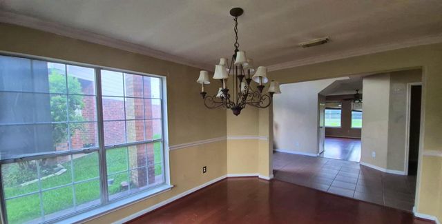 20906 S Hide Court, Houston, TX 77073