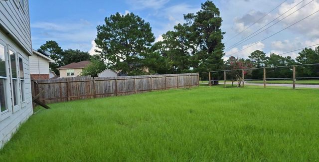 20906 S Hide Court, Houston, TX 77073