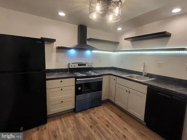 2314 CECIL B MOORE AVE, Philadelphia, PA 19121