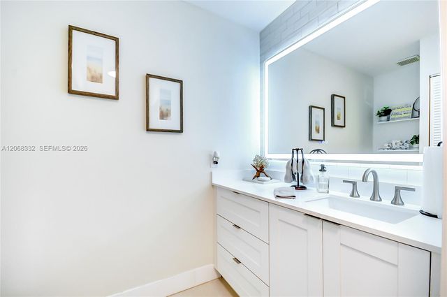 10237 NW 52nd Lane 10237, Doral, FL 33178