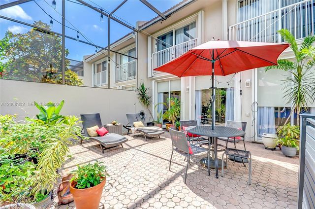 10237 NW 52nd Lane 10237, Doral, FL 33178