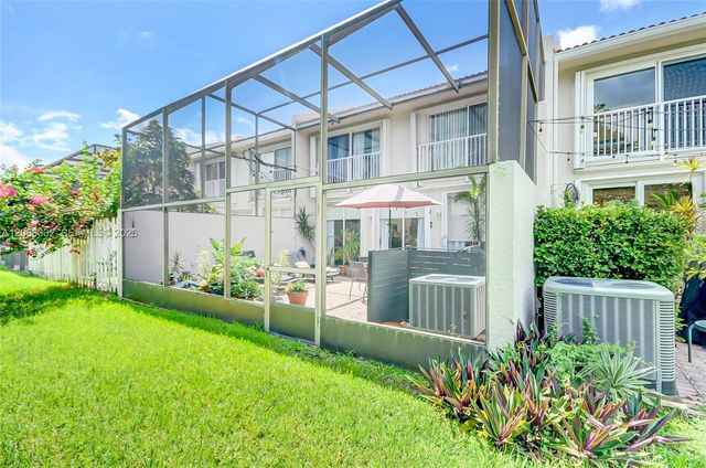 10237 NW 52nd Lane 10237, Doral, FL 33178