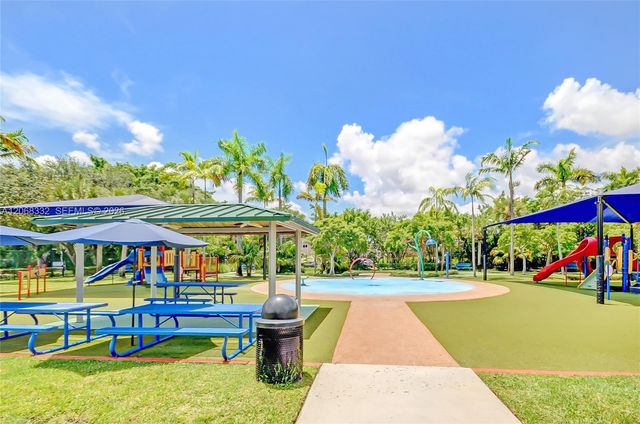 10237 NW 52nd Lane 10237, Doral, FL 33178
