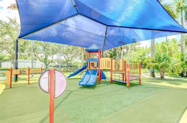 10237 NW 52nd Lane 10237, Doral, FL 33178