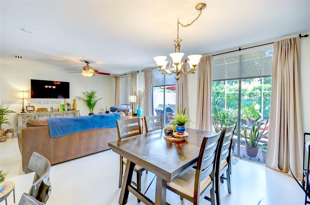 10237 NW 52nd Lane 10237, Doral, FL 33178
