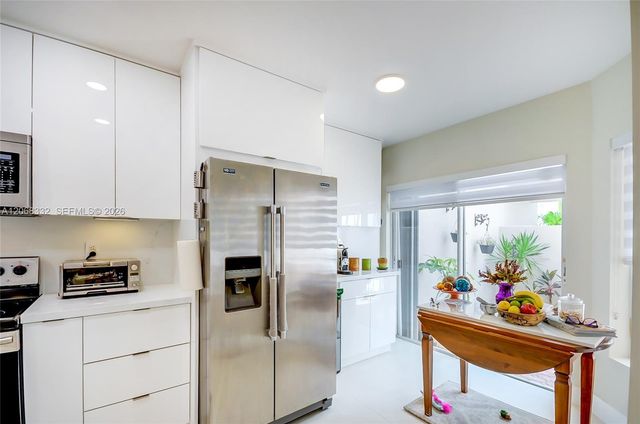 10237 NW 52nd Lane 10237, Doral, FL 33178