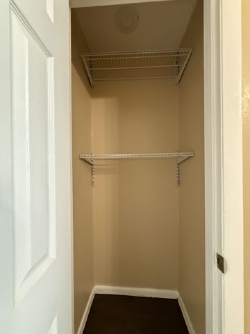 924 Boscobel St Apt 4, Nashville, TN 37206