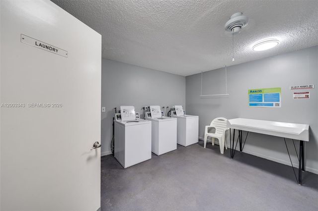 4770 NW 21st St 208, Lauderhill, FL 33313