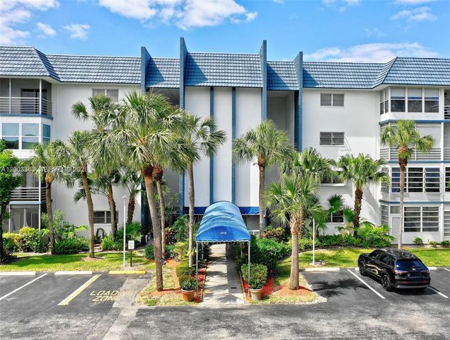 4770 NW 21st St 208, Lauderhill, FL 33313