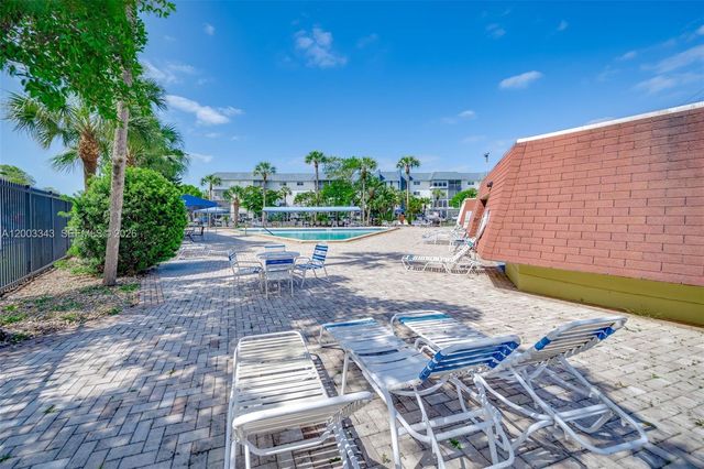 4770 NW 21st St 208, Lauderhill, FL 33313