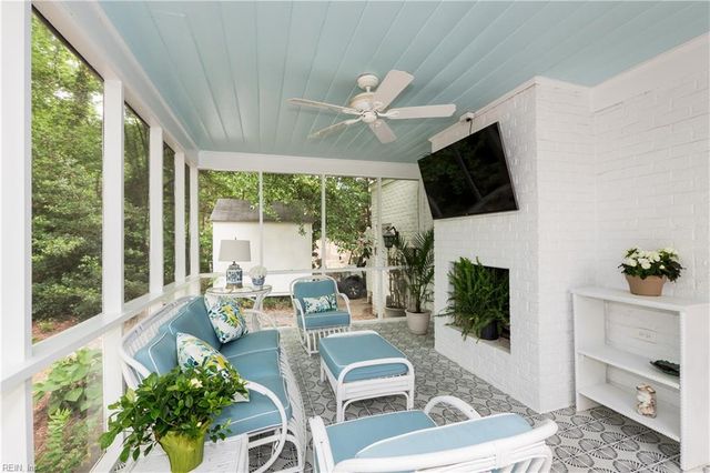 420 Susan Constant DR, Virginia Beach, VA 23451