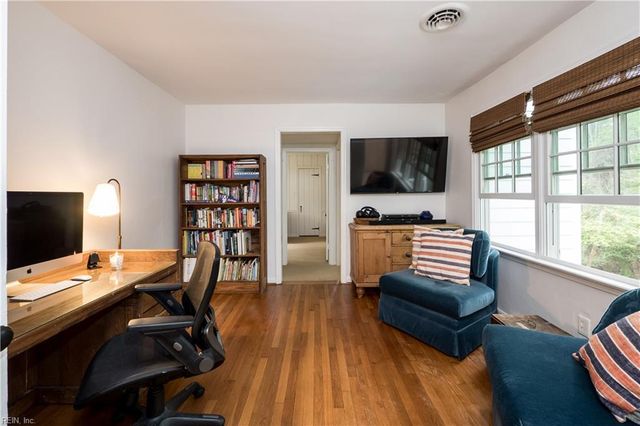 420 Susan Constant DR, Virginia Beach, VA 23451