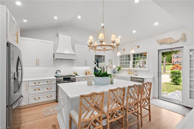 420 Susan Constant DR, Virginia Beach, VA 23451