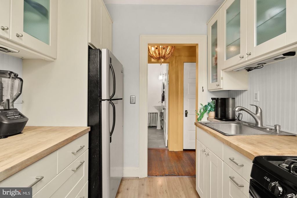 Image 16 of property listing at 159 W LANVALE ST #5, Baltimore, MD 21217