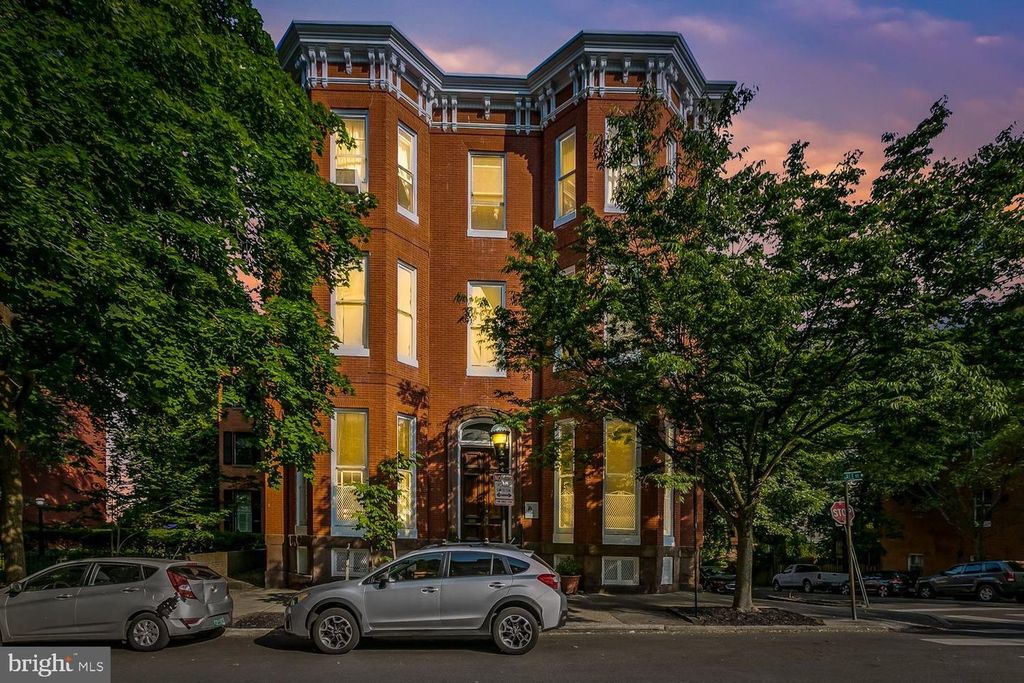Image 2 of property listing at 159 W LANVALE ST #5, Baltimore, MD 21217