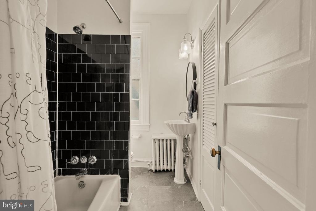 Image 21 of property listing at 159 W LANVALE ST #5, Baltimore, MD 21217