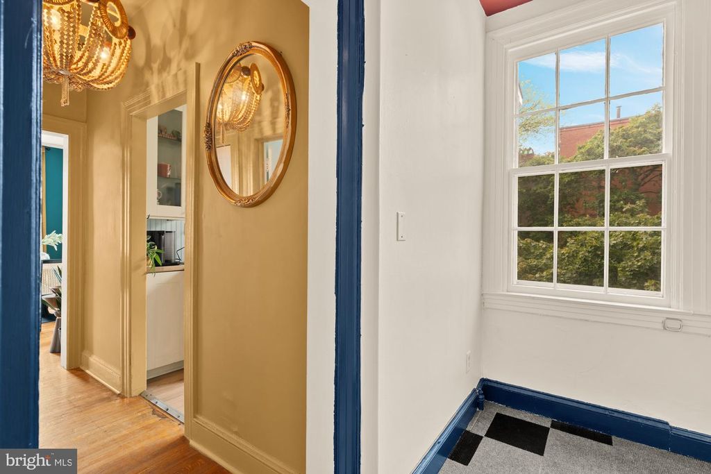 Image 25 of property listing at 159 W LANVALE ST #5, Baltimore, MD 21217