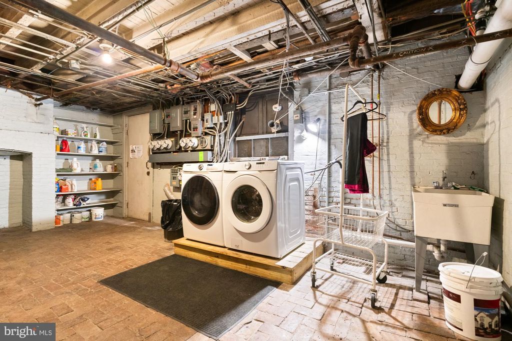 Image 28 of property listing at 159 W LANVALE ST #5, Baltimore, MD 21217