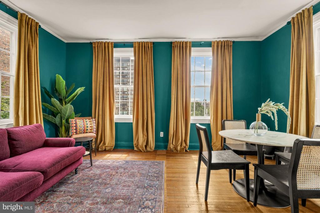 Image 6 of property listing at 159 W LANVALE ST #5, Baltimore, MD 21217
