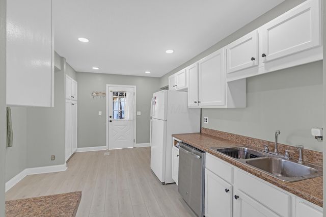 4123 Arbury Lane, Columbus, OH 43224