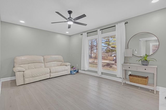 4123 Arbury Lane, Columbus, OH 43224