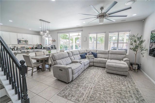 19811 Melissa, Saugus, CA 91350