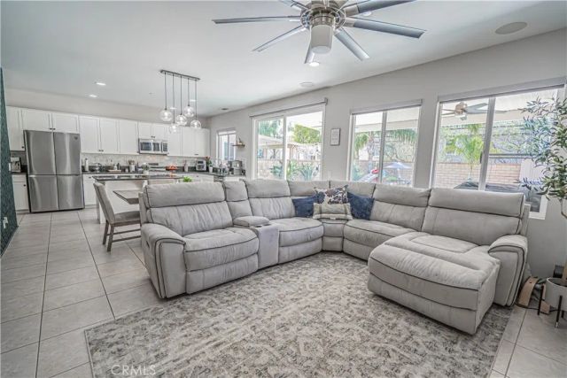 19811 Melissa, Saugus, CA 91350