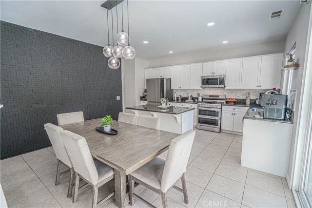 19811 Melissa, Saugus, CA 91350