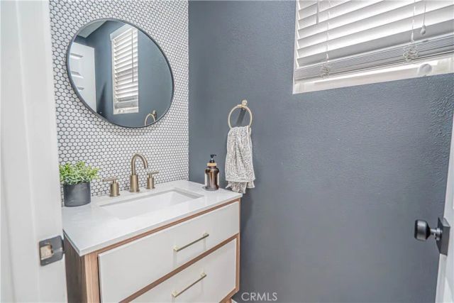 19811 Melissa, Saugus, CA 91350