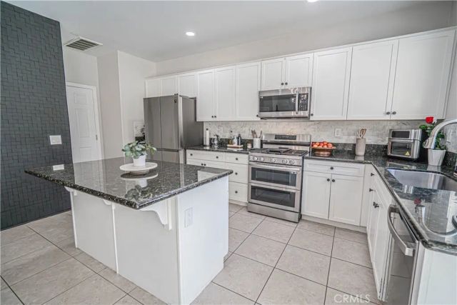 19811 Melissa, Saugus, CA 91350