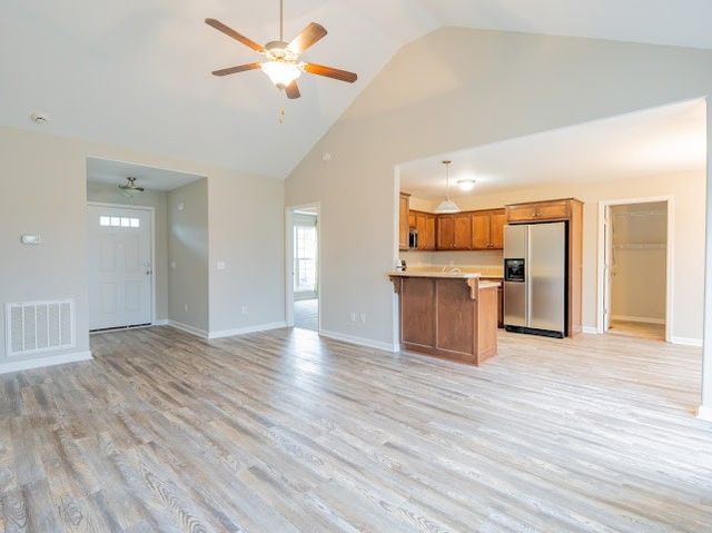 255 Walnut St, Greenbrier, TN 37073