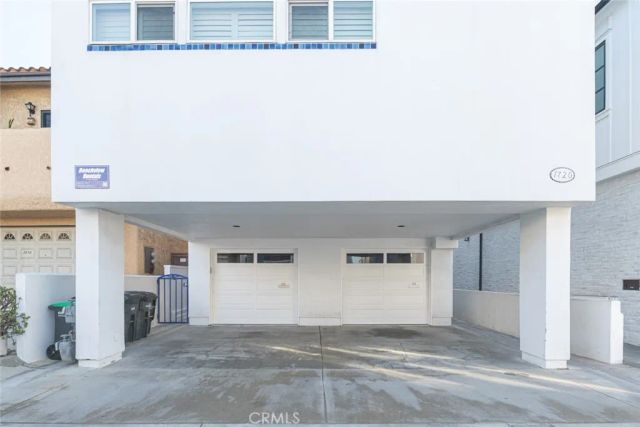 1720 W Oceanfront B, Newport Beach, CA 92663