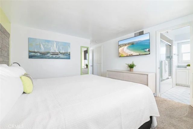 1720 W Oceanfront B, Newport Beach, CA 92663