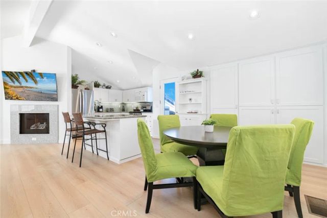 1720 W Oceanfront B, Newport Beach, CA 92663