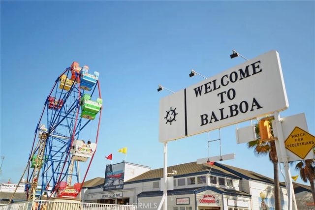 1720 W Oceanfront B, Newport Beach, CA 92663