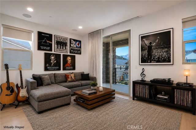 21304 Wildflower, Chatsworth, CA 91311