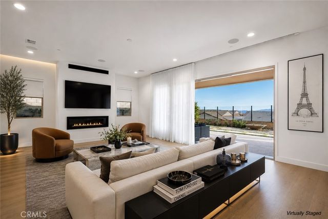 21304 Wildflower, Chatsworth, CA 91311