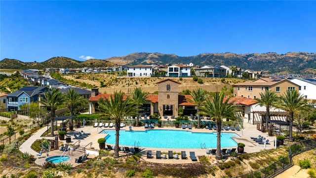 21304 Wildflower, Chatsworth, CA 91311