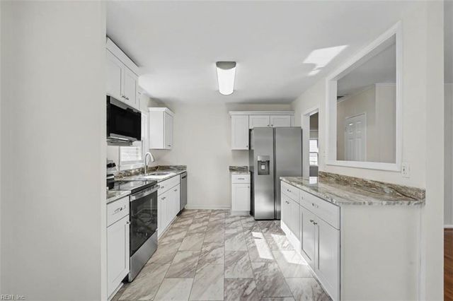 129 Lynnhaven DR, Hampton, VA 23666