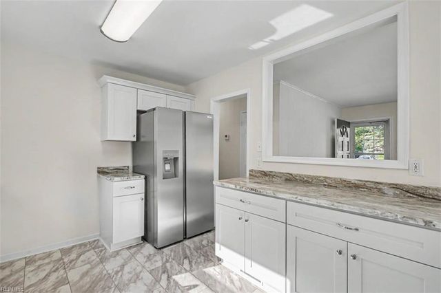 129 Lynnhaven DR, Hampton, VA 23666